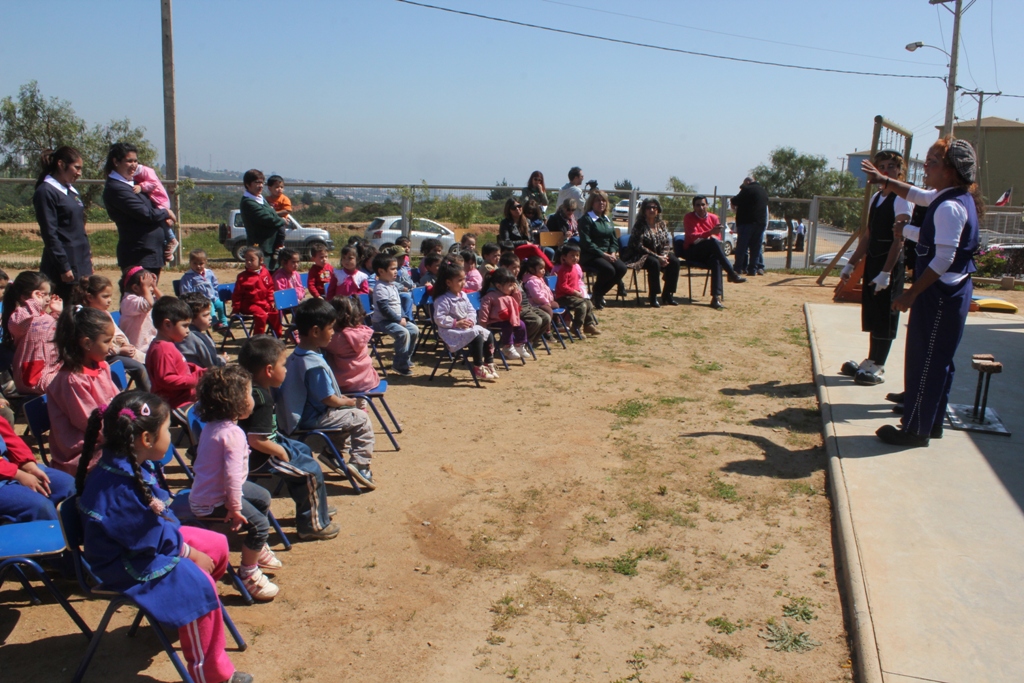 Artistas de Circo Hermanos Vasquez realizaron actividad social en Forestal