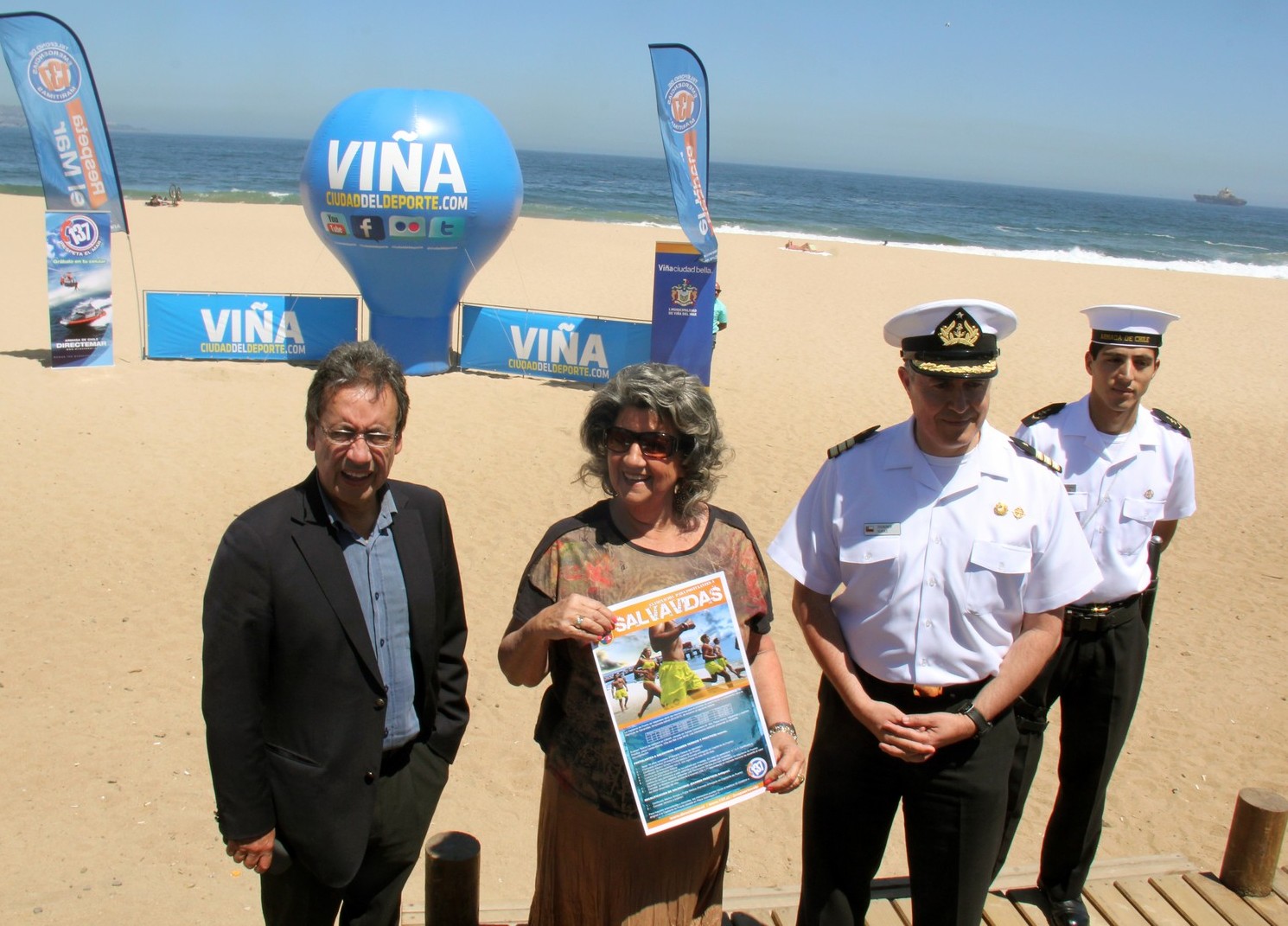 Autoridades realizan llamado para postular a ser salvavidas en las playas de la zona