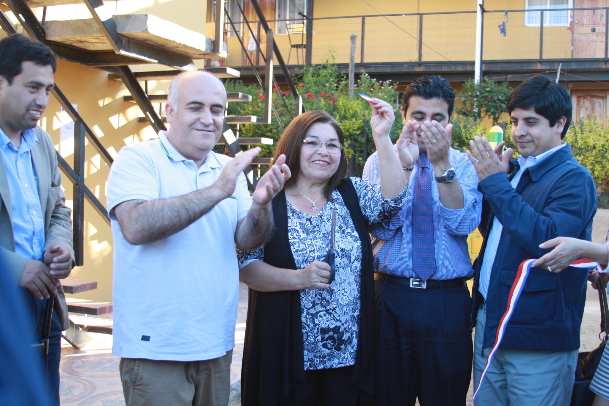 Vecinos y Autoridades Inauguran Condominio Social El Alba de Quilpué