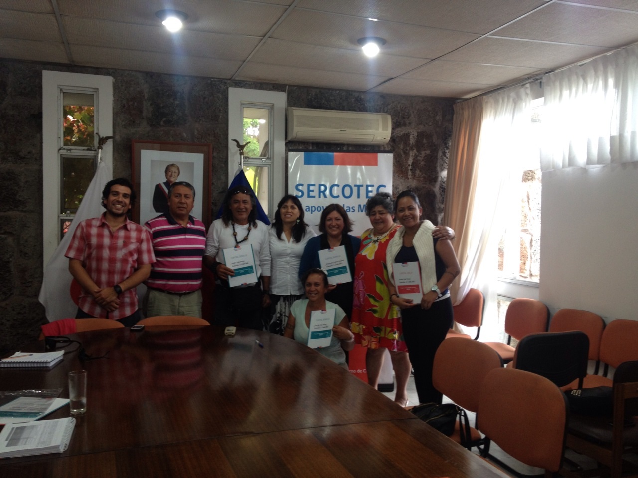 Sercotec apuesta por más emprendimientos en Isla de Pascua y Juan Fernández