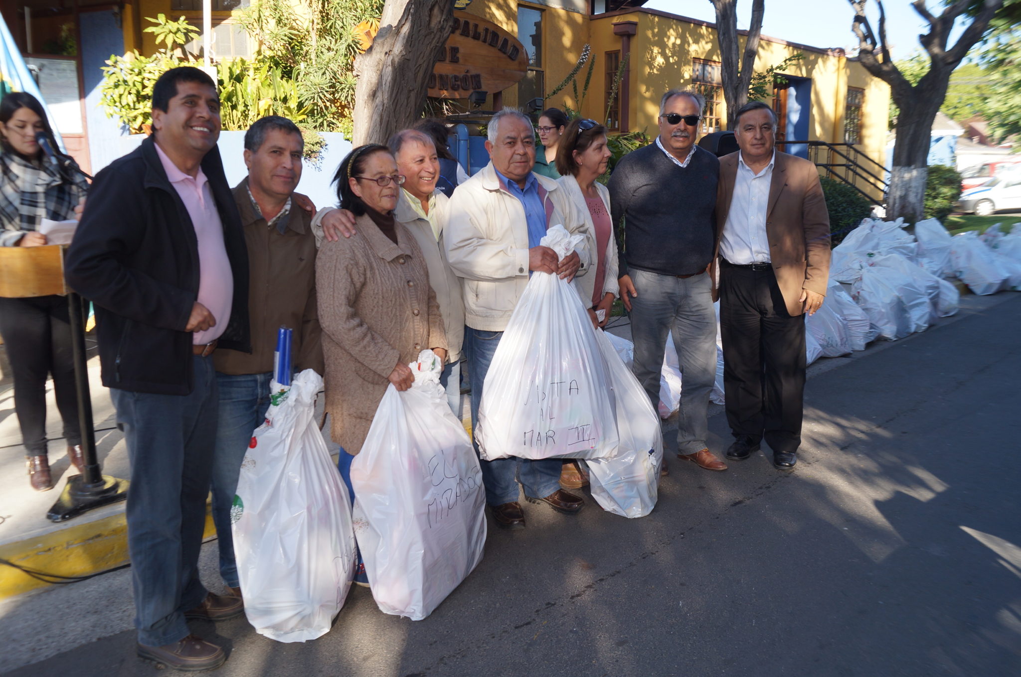 Municipalidad de Concón entregó regalos para más de 3000 niños de la comuna