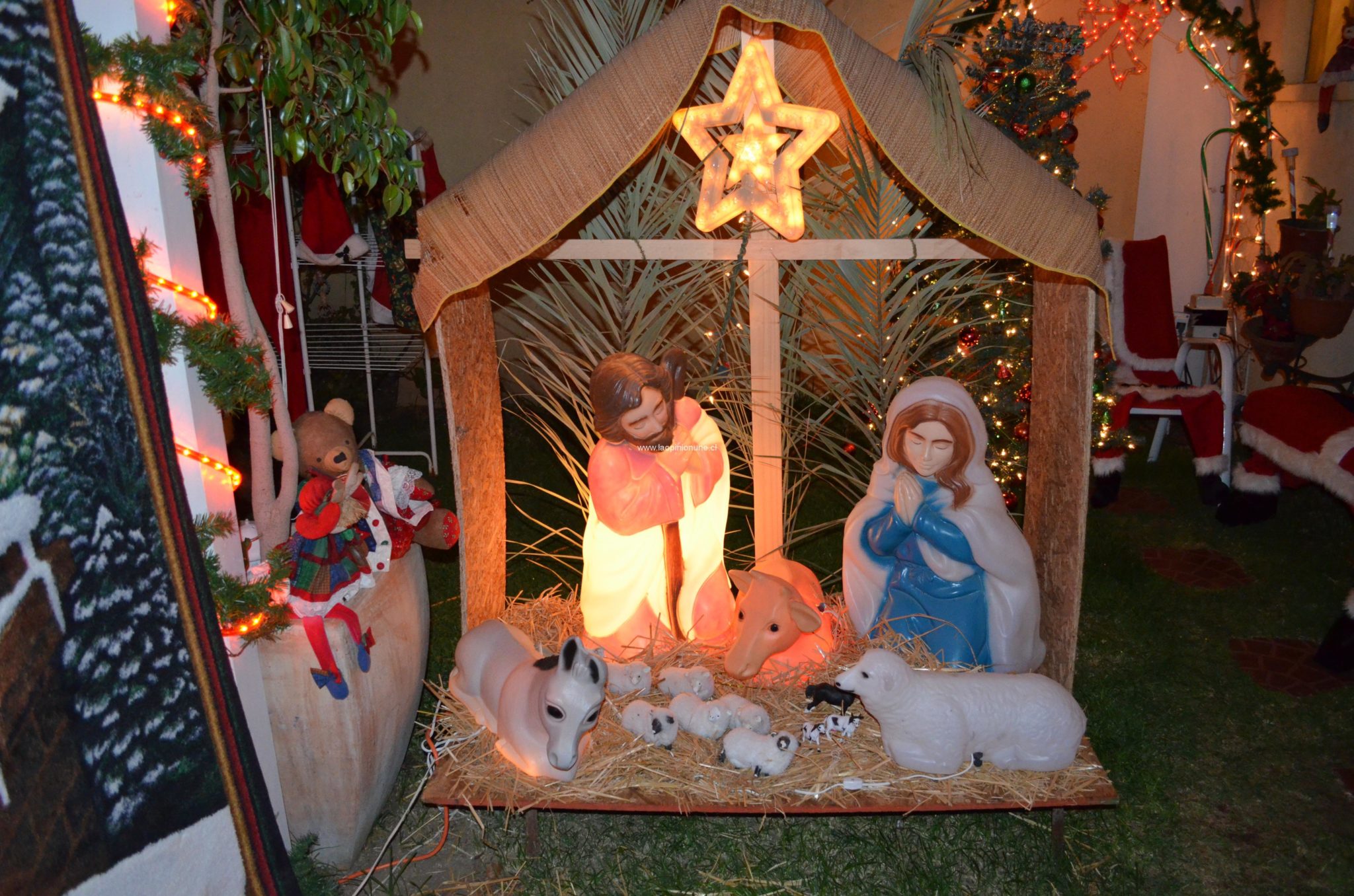 Hermosas casas adornan la Navidad en Villa Alemana