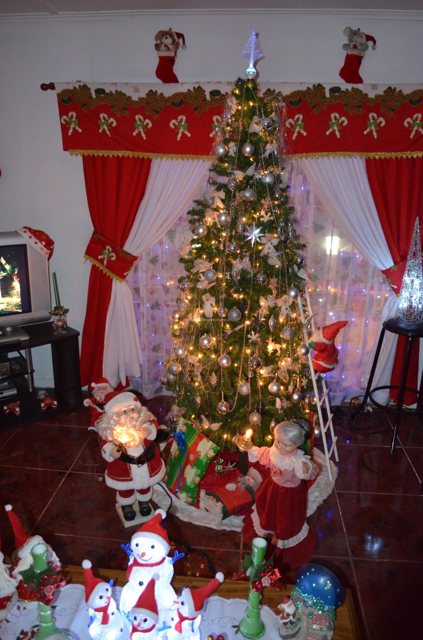 Hermosas casas adornan la Navidad en Villa Alemana