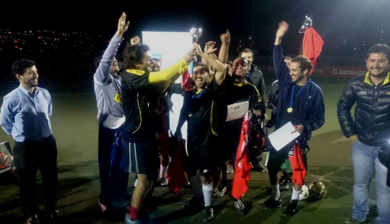 “Los Chispezos” fueron los campeones del 2° Torneo de Prensa EPV 2014