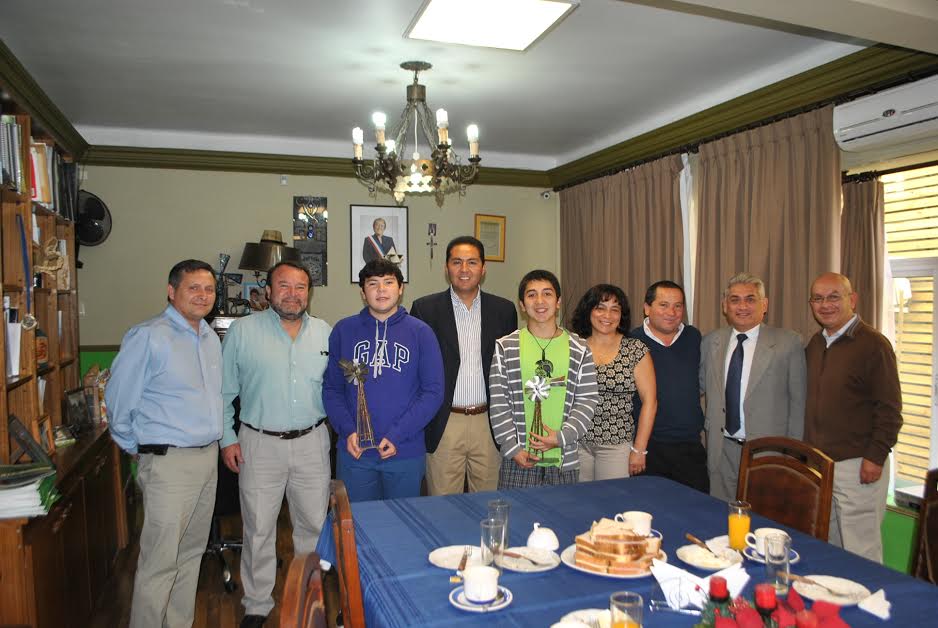 Alcalde de Villa Alemana desayunó con puntajes nacionales