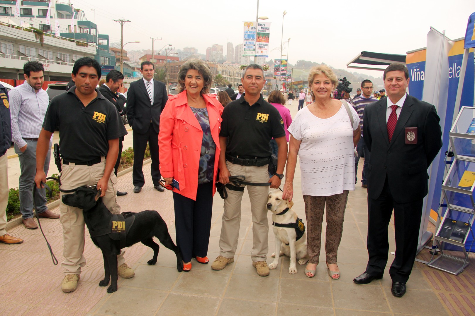 Municipio y PDI llaman a la comunidad a prevenir el consumo de drogas sintéticas