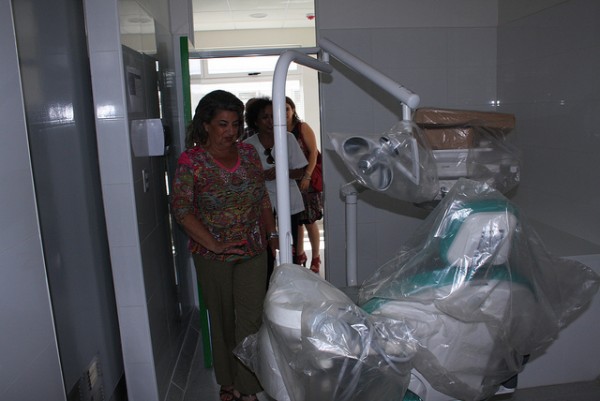 Alcaldesa Virginia Reginato, equipamiento cesfam