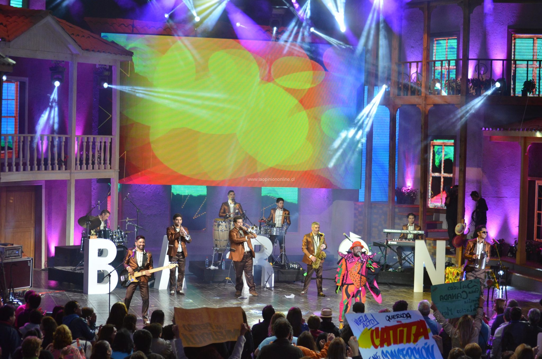 Mega fiesta con la Sonora Barón en la segunda noche del Festival del Huaso 2015