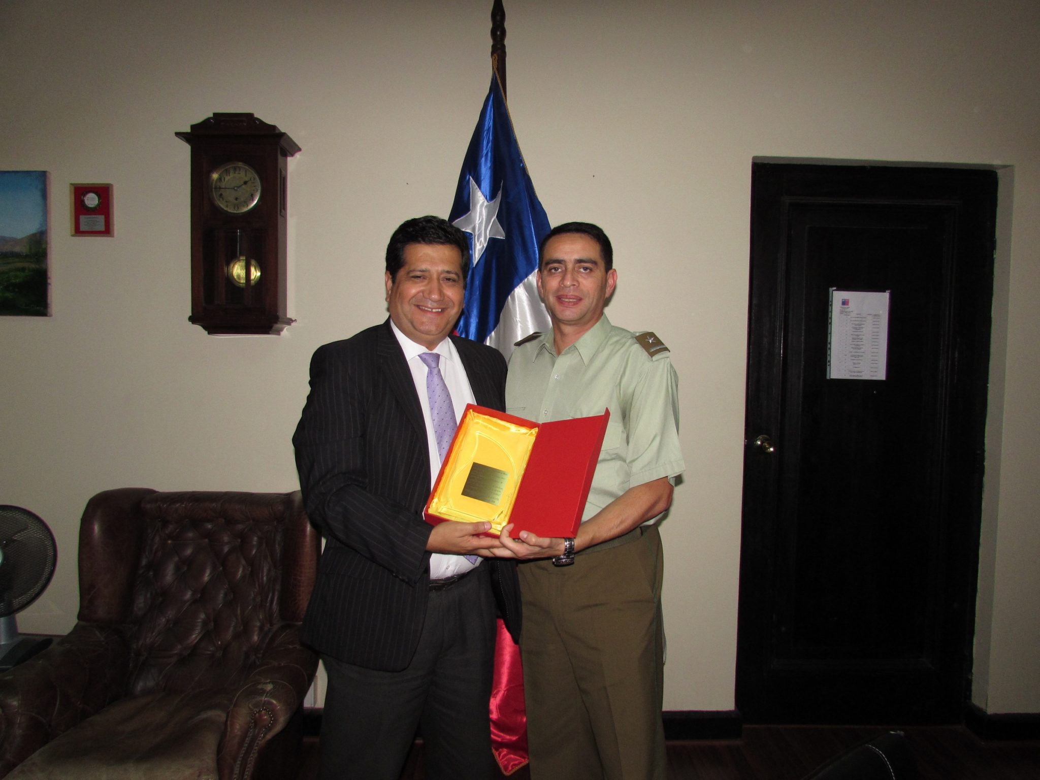 Gobernador Provincial recibió a nuevo comisario de Carabineros de Quillota