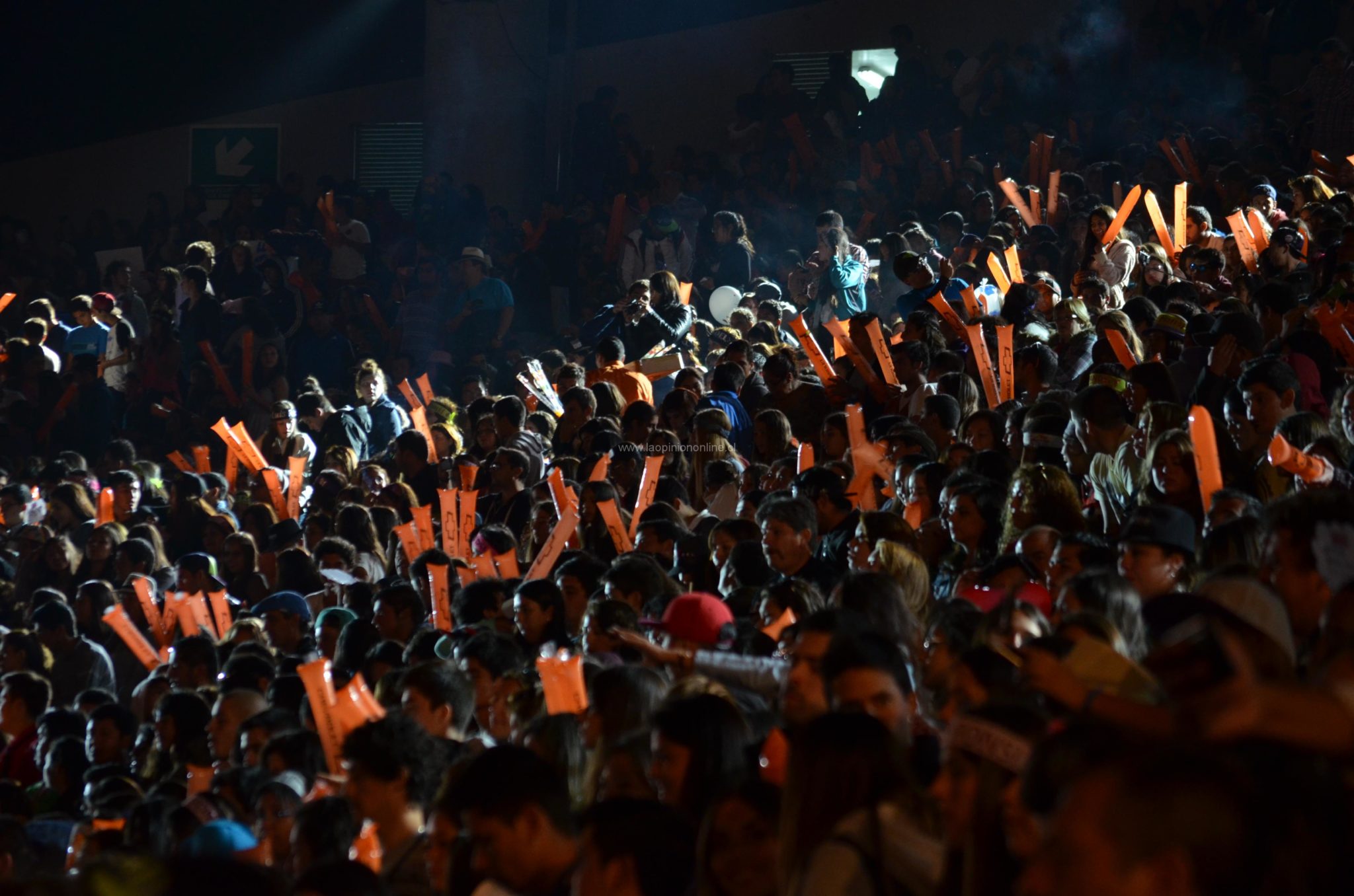 Luis Fonsi dio inicio al LVI Festival Internacional de la Canción de Viña del Mar