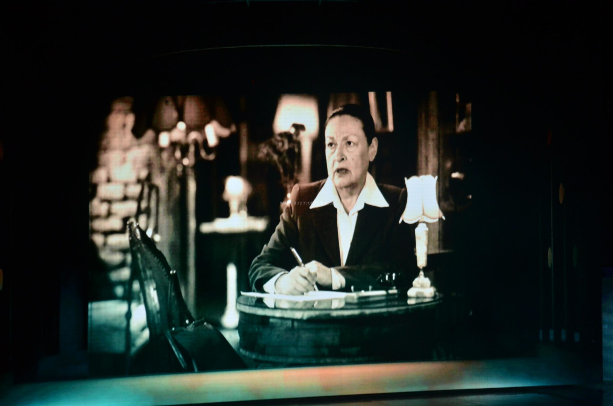 Luis Fonsi dio inicio al LVI Festival Internacional de la Canción de Viña del Mar