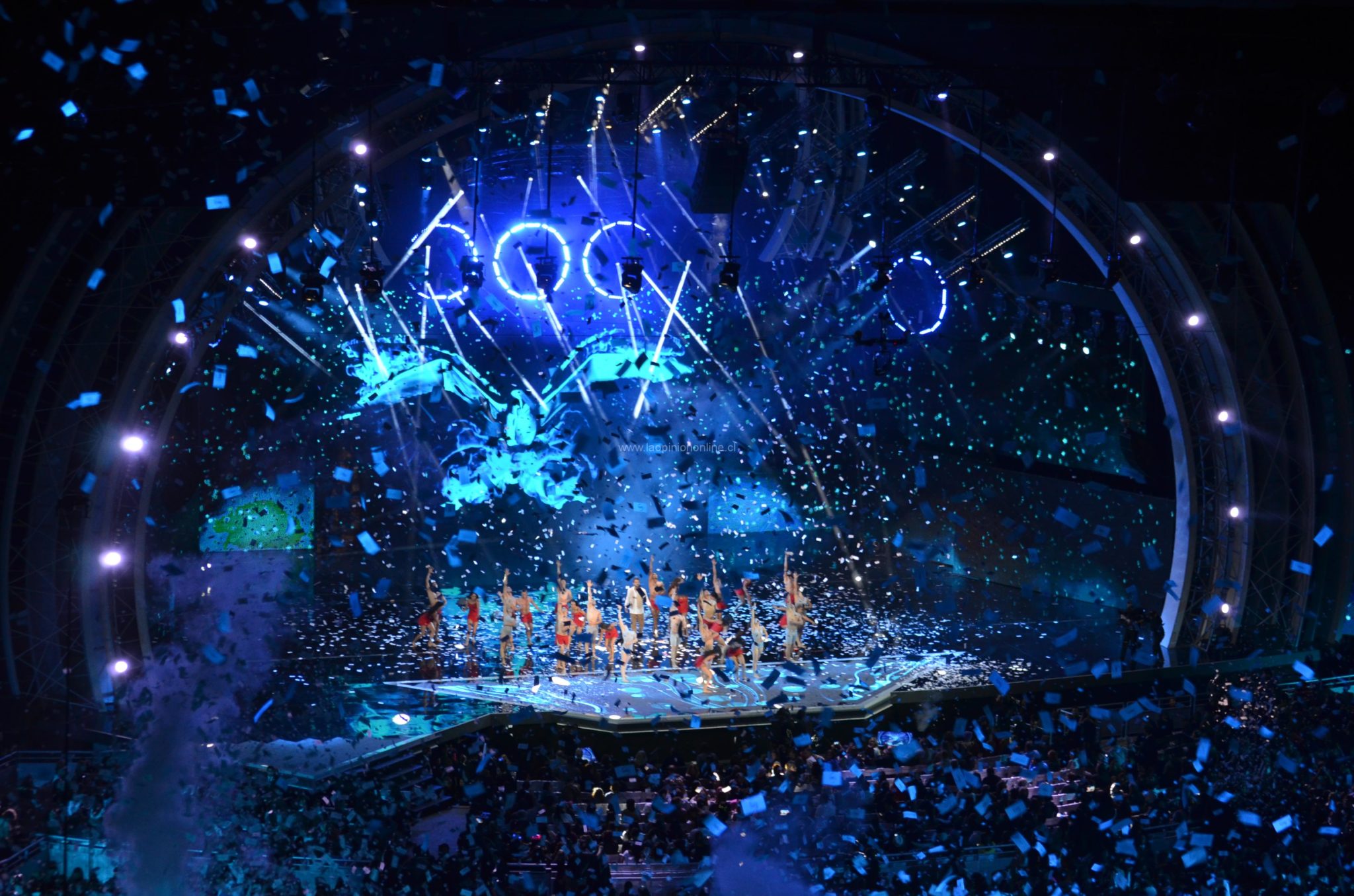 Luis Fonsi dio inicio al LVI Festival Internacional de la Canción de Viña del Mar