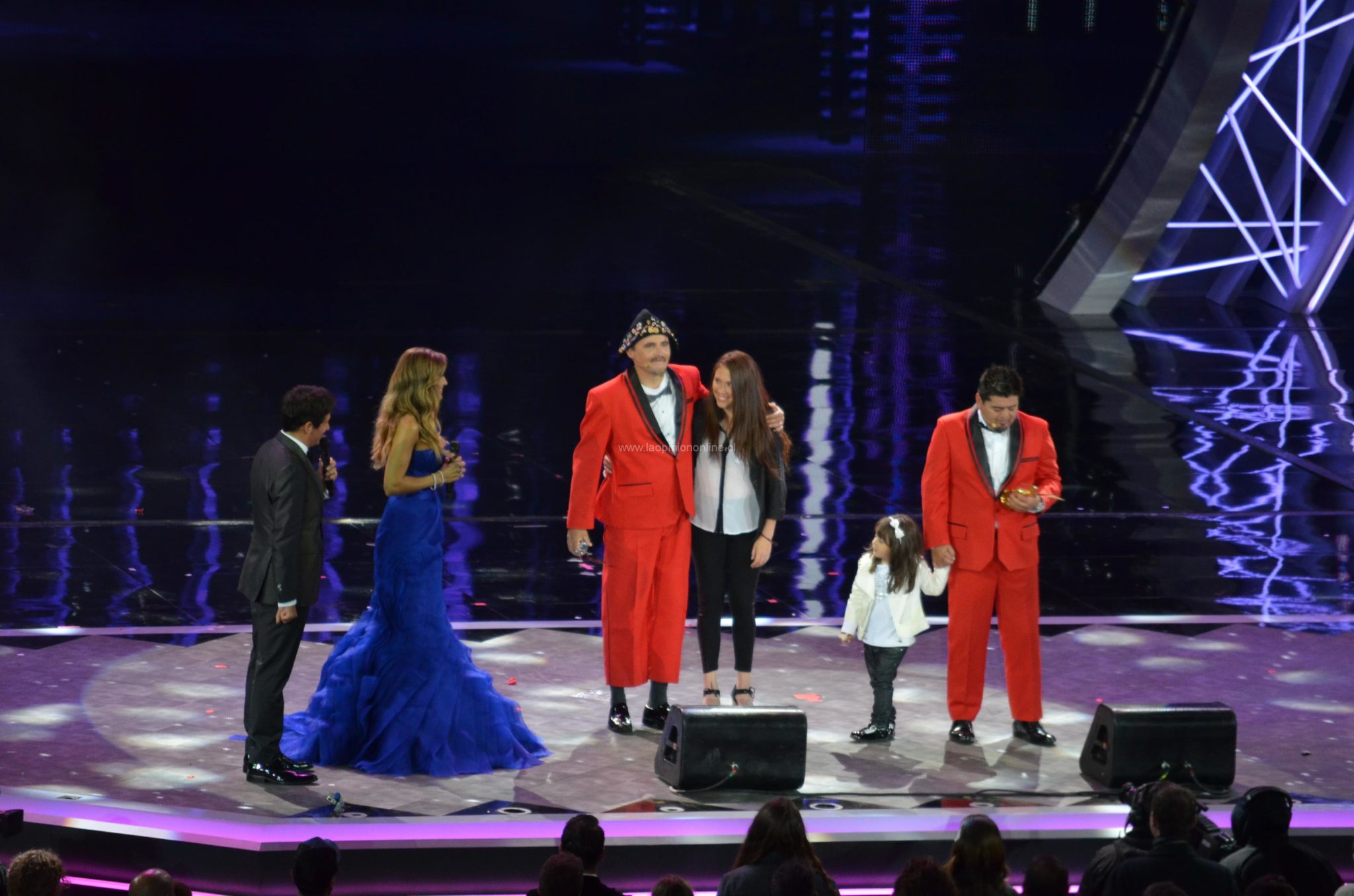 Exitosa primera noche del Festival de Viña 2015