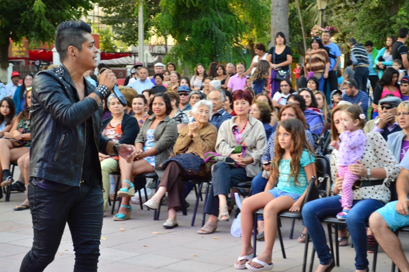 Olmué celebró en Día de los Enamorados con excelente show