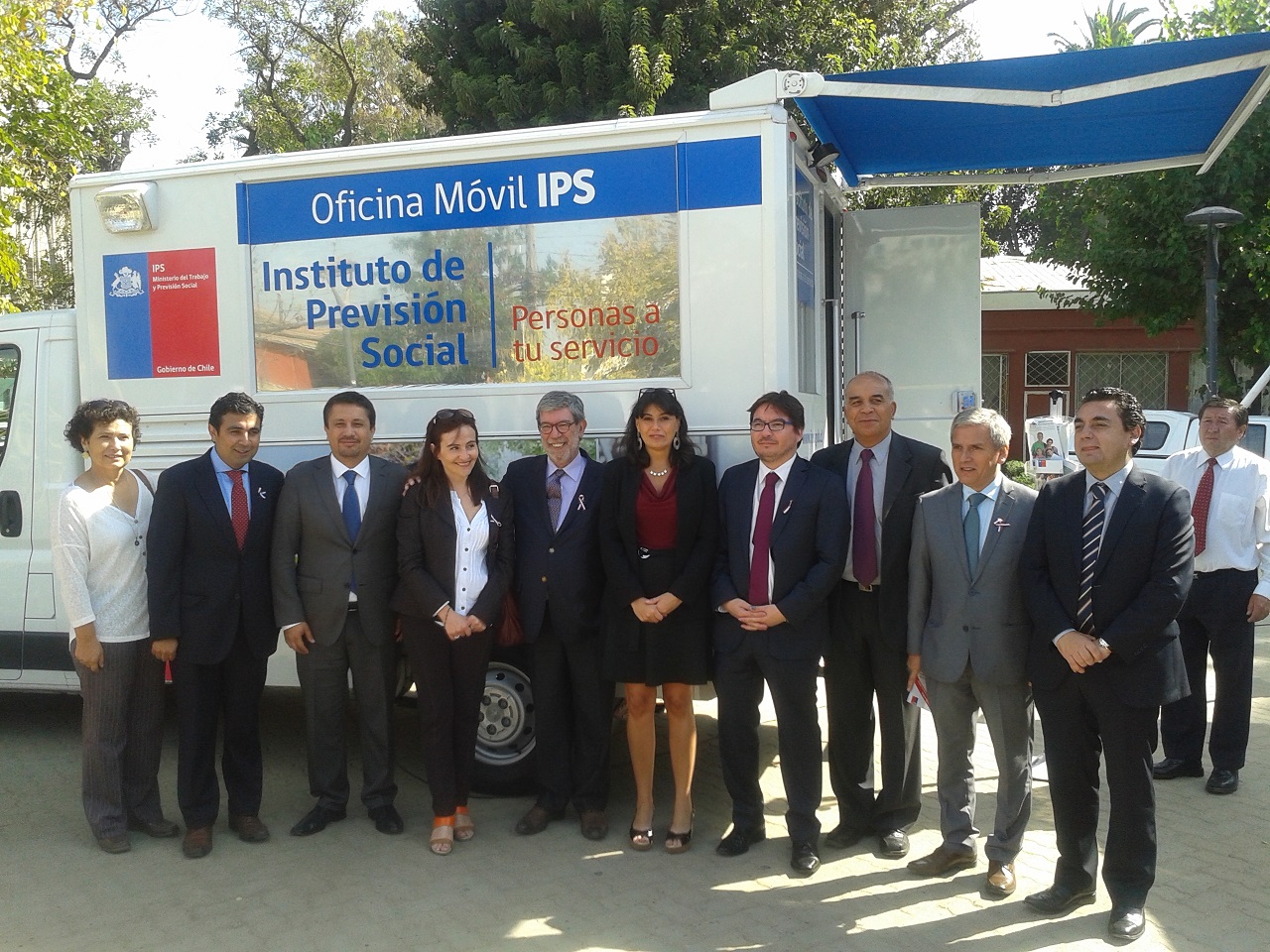 Ministra Blanco encabezó entrega de nuevos vehículos que buscan potenciar despliegue territorial del IPS