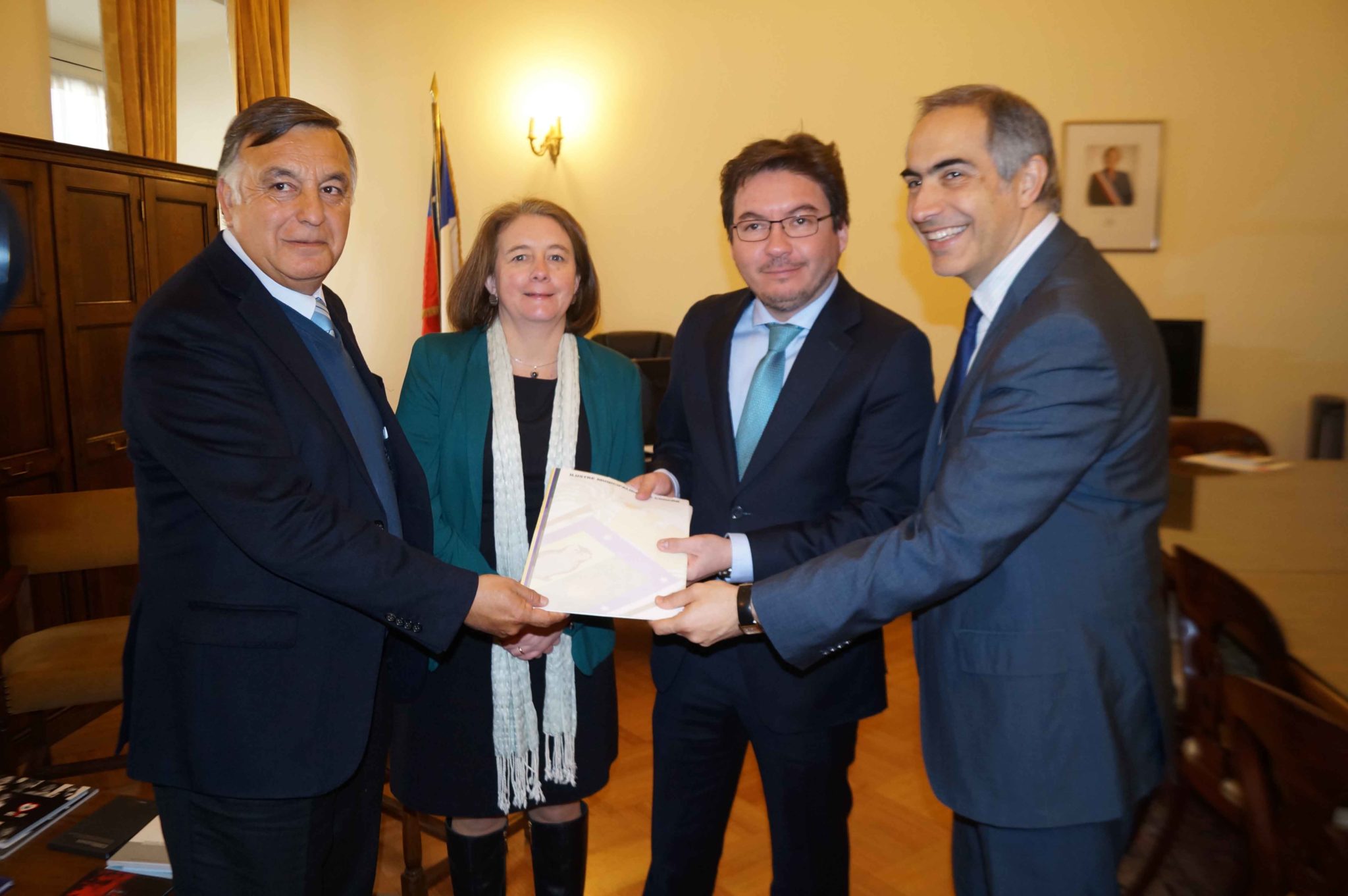 Continúan las gestiones para concretar proyectos emblemáticos de Concón