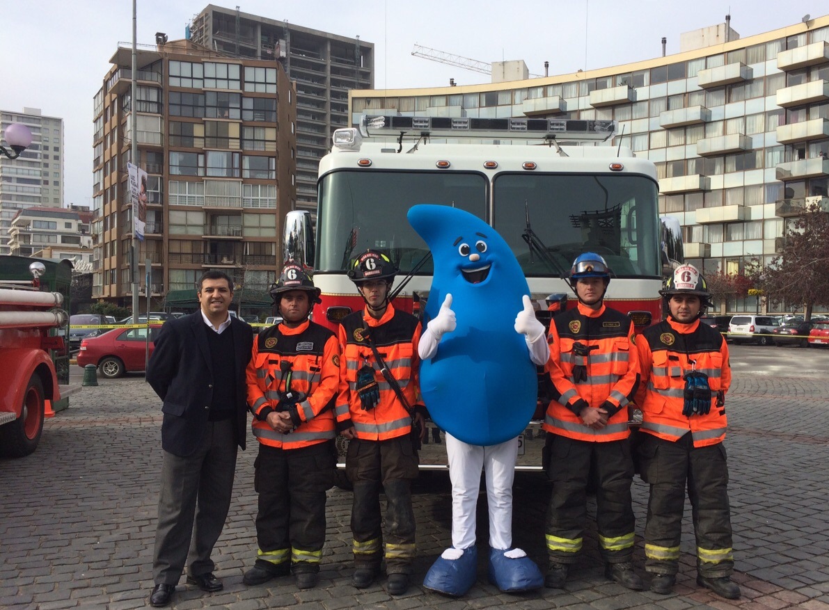 Esval apoya nuevamente la tradicional “Cena del Fuego” del Cuerpo de Bomberos Viña del Mar-Concón