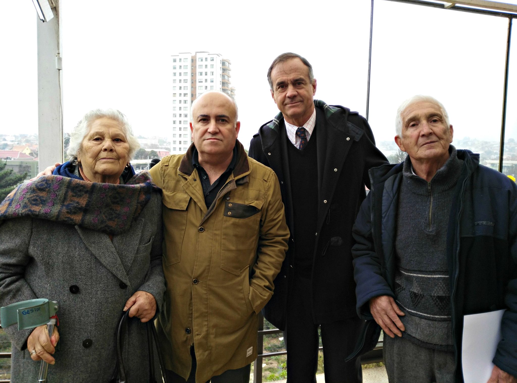 Alcalde Viñambres visitó talleres y organizaciones locales junto al senador Ignacio Walker