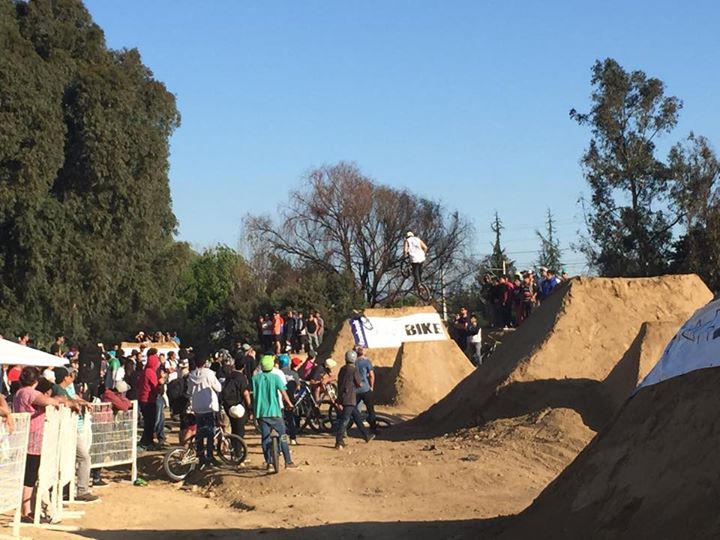 Exitosa participación generó 11ª versión de campeonato de BMX “Rey de la Tierra”