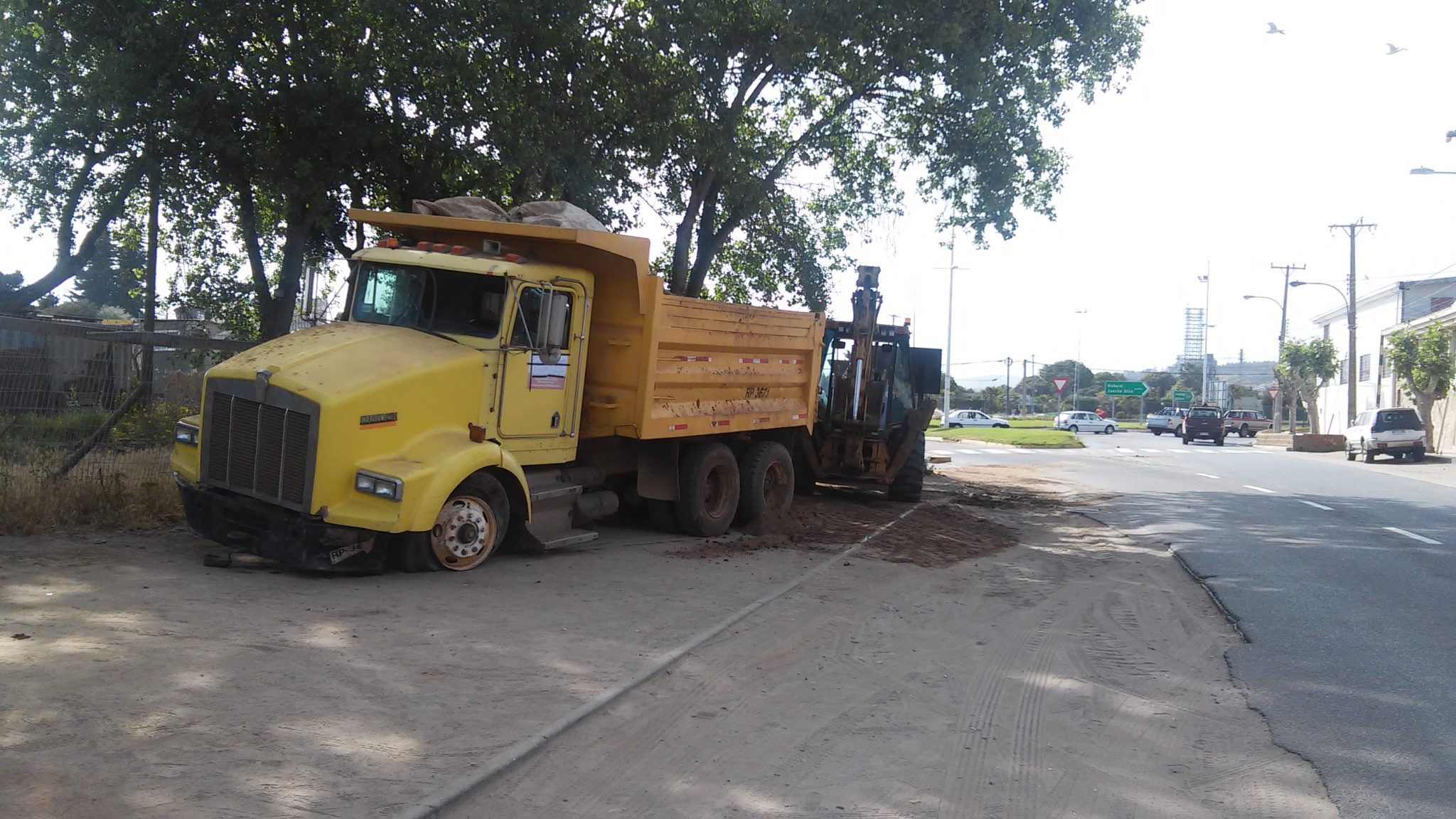 Conductor subcontratista de empresa a cargo de la F30E, conducía con documentos falsificados y sufrió corte de frenos en hora peak