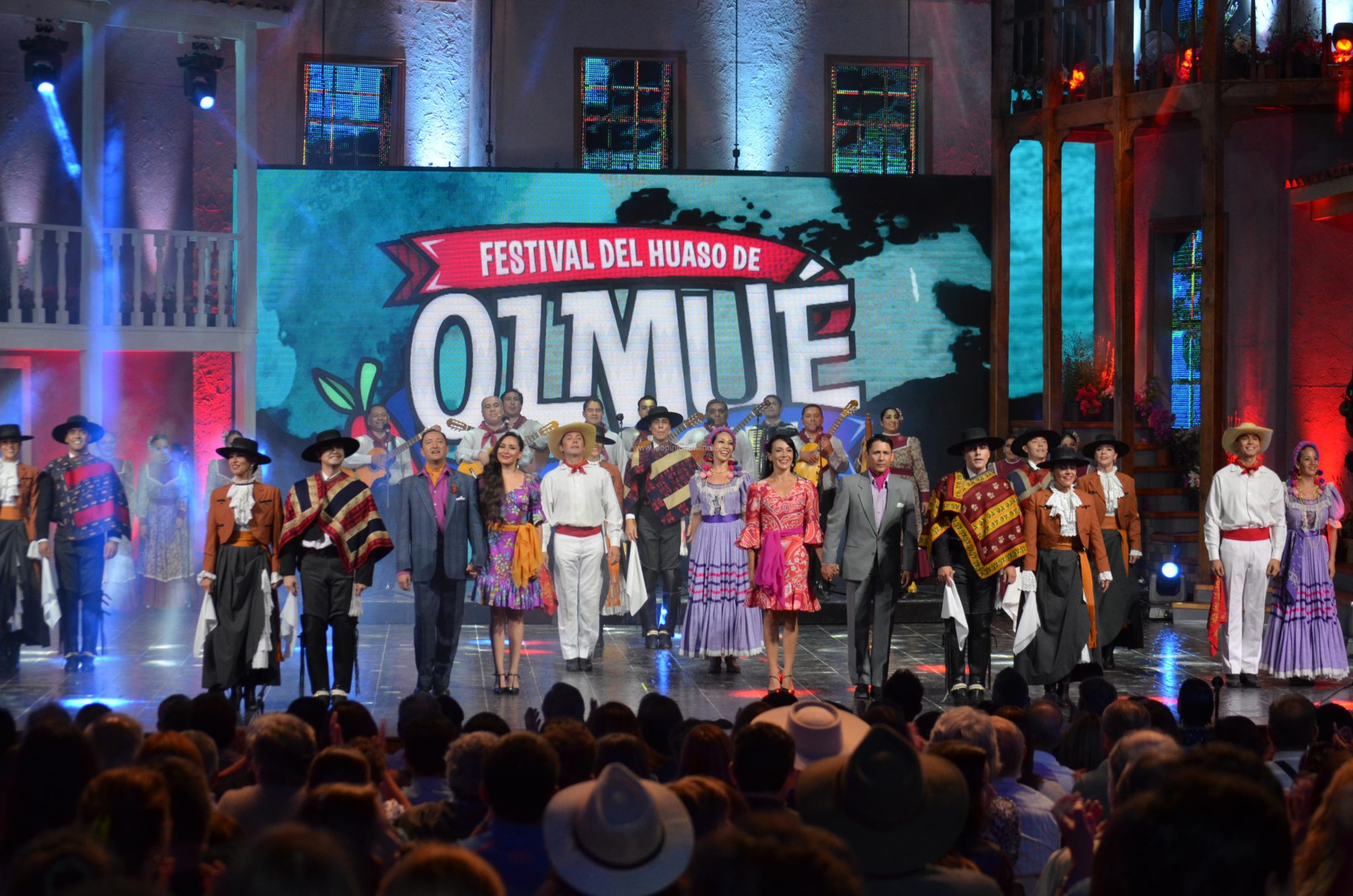 Con un emotivo tributo se dio inicio al XLVII Festival del Huaso de Olmué 2016