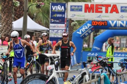 Triatlón internacional se disputa este domingo en Viña del Mar