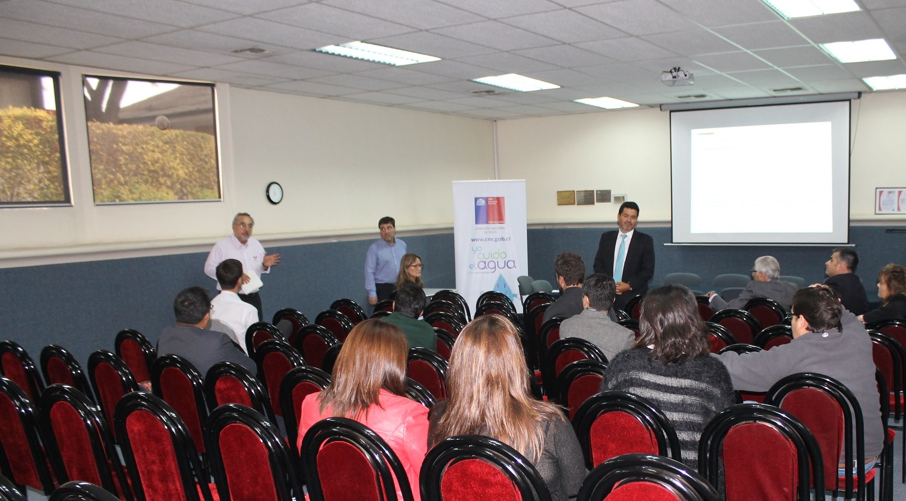 En Quillota se desarrolla taller de difusión de ERNC y Microcentrales Hidroeléctricas para agricultores