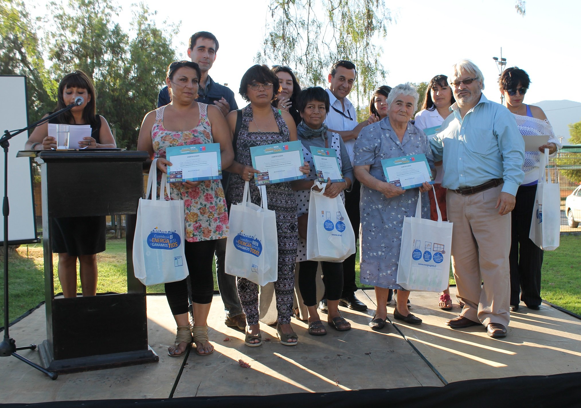 90 Familias de La Calera fueron beneficiadas con capacitación y kit de eficiencia energética