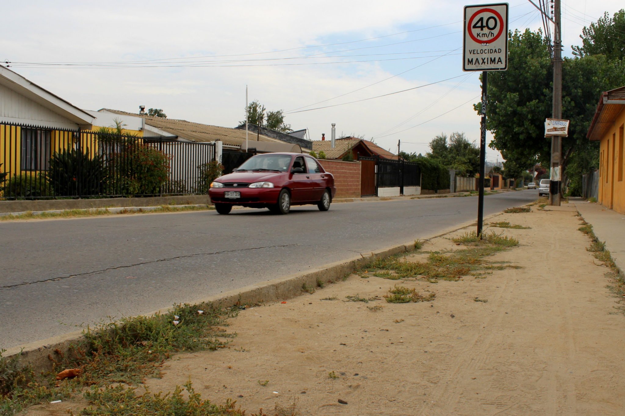 Realizarán millonaria inversión para reponer veredas en Peñablanca