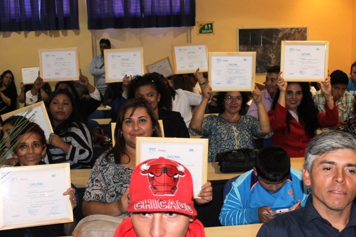 Cerca de 300 personas de Quillota y La Cruz fueron capacitadas con el programa Más Capaz de Sence