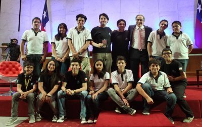 Equipo de robótica de colegio porteño pidió apoyo a Conicyt para participar en mundial en EE.UU