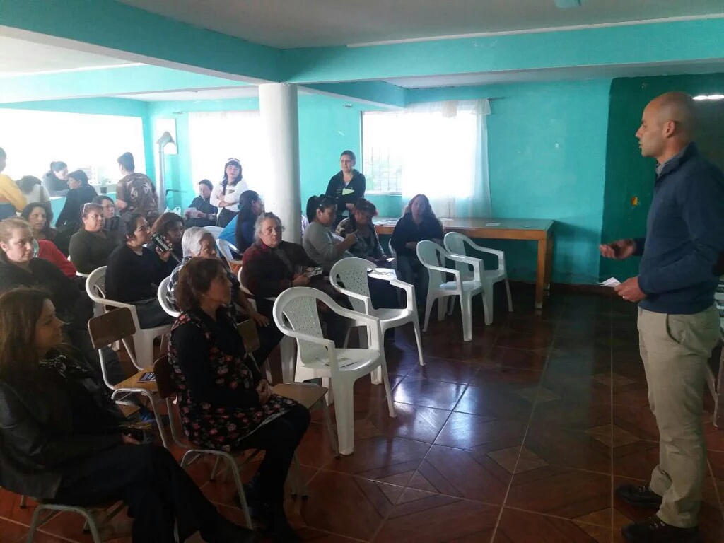 IPS realizó charlas en campamentos de Viña del Mar y Valparaíso