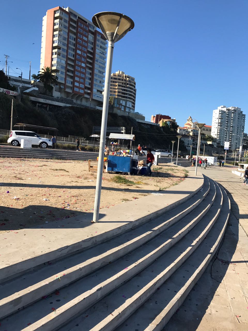 38 toneladas de basura se retiraron en Viña del Mar tras el Año Nuevo en el Mar