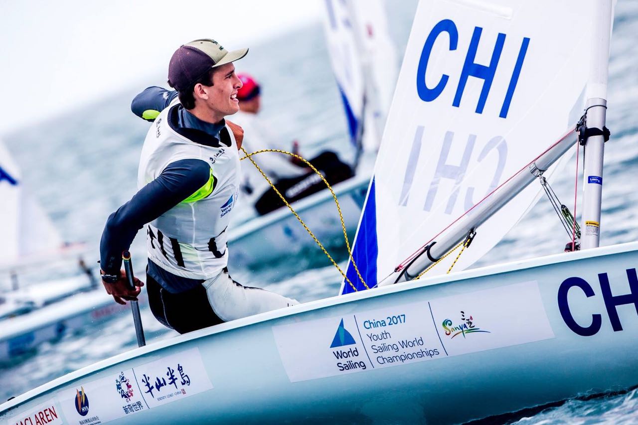 Velerista Clemente Seguel subió cinco puestos en Mundial World Sailing en China