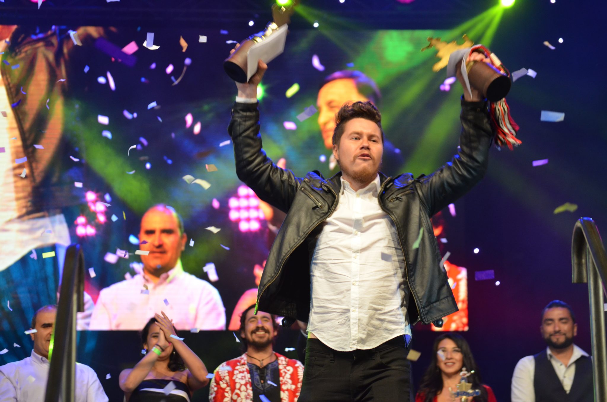 Los grandes ganadores de las competencias folklóricas e internacional se llevaron un millón de pesos en Concón