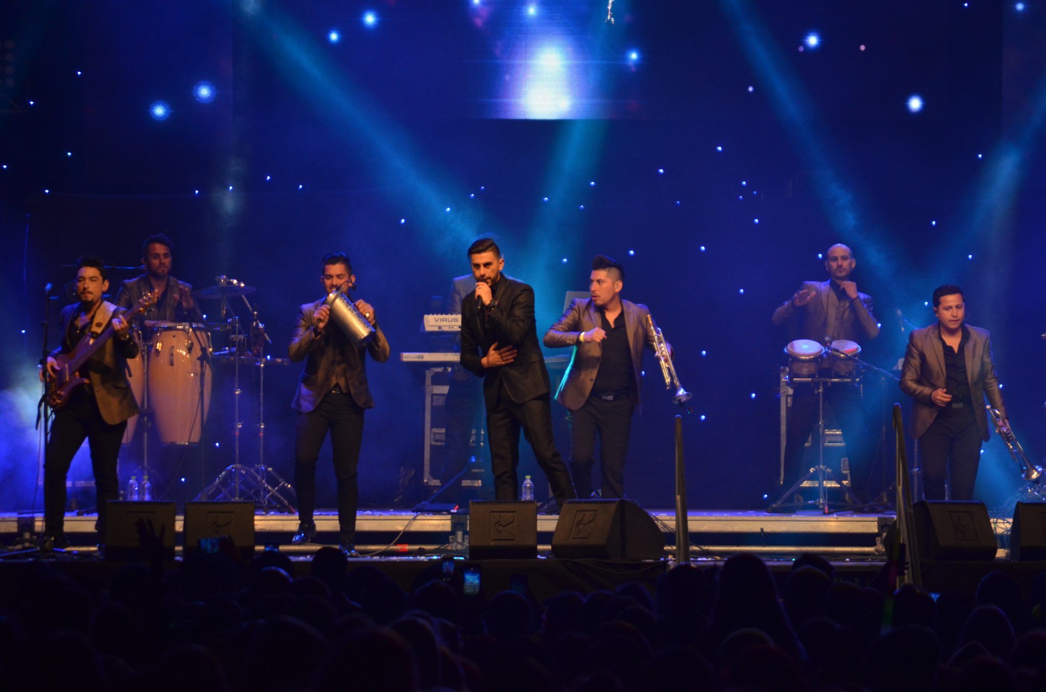 Finalizó la XVII versión del festival “Concón un Canto al Mar” con la fiesta y el baile de Noche de Brujas