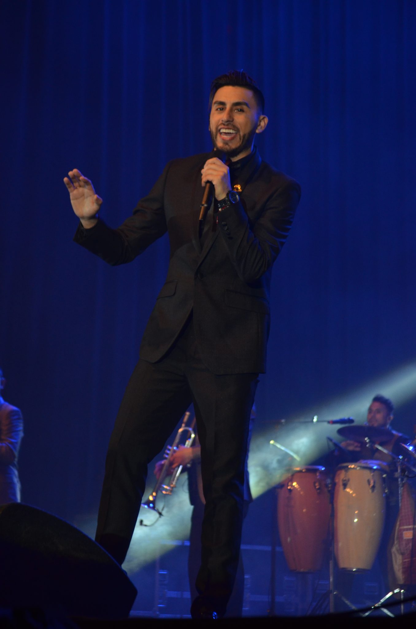 Finalizó la XVII versión del festival “Concón un Canto al Mar” con la fiesta y el baile de Noche de Brujas