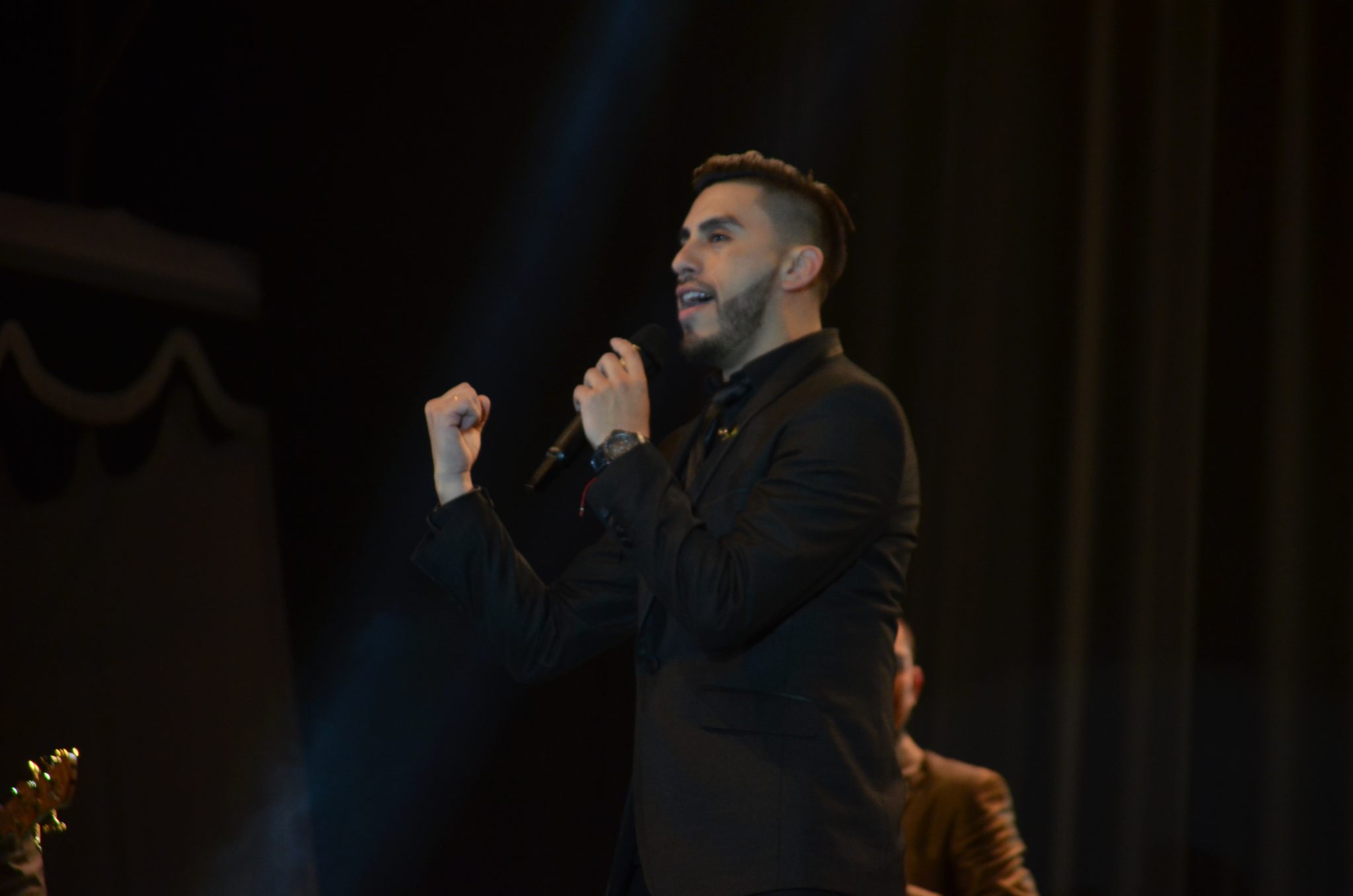 Finalizó la XVII versión del festival “Concón un Canto al Mar” con la fiesta y el baile de Noche de Brujas