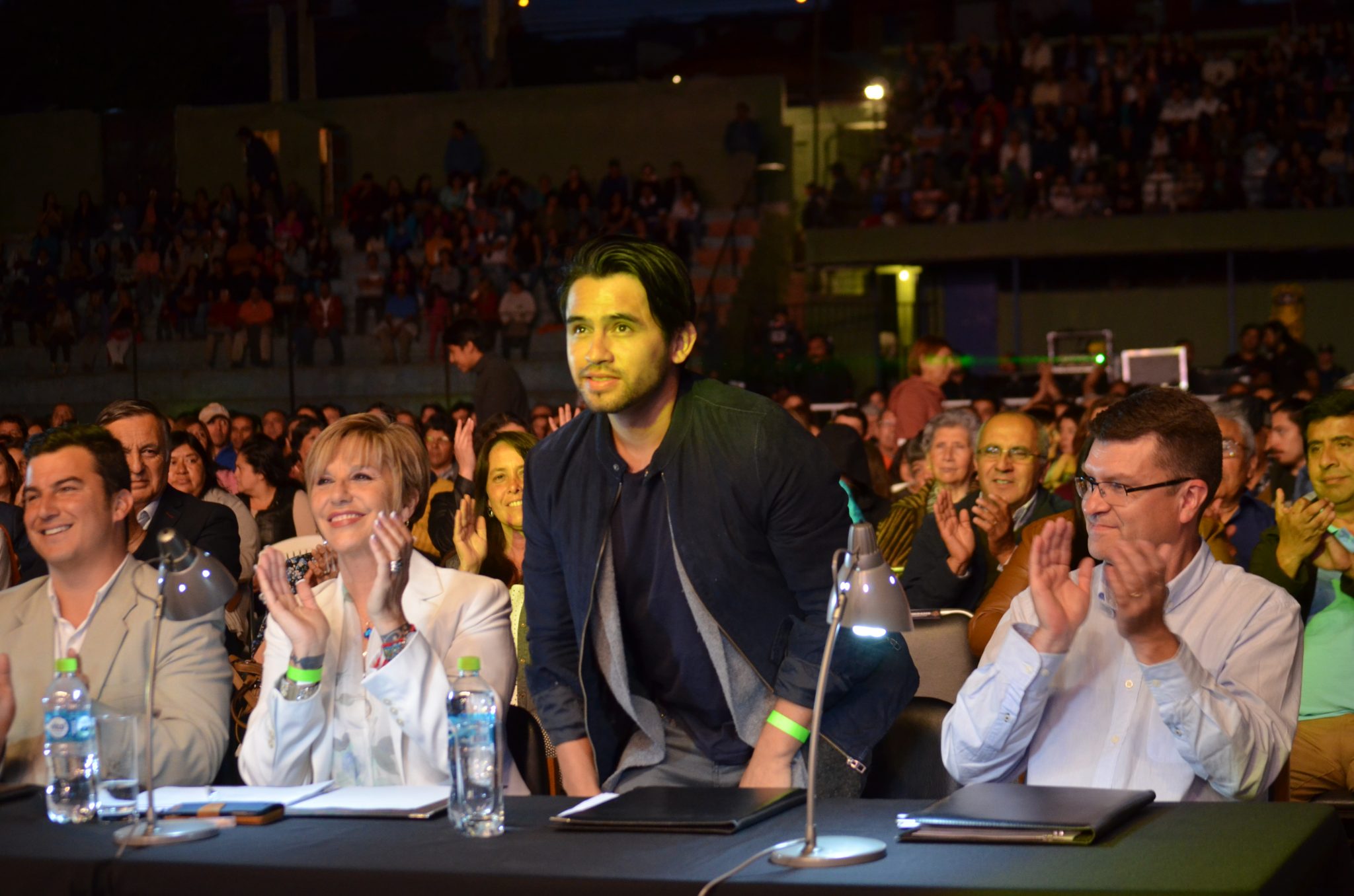 Con las competencias folklóricas e internacional comenzó la XVII versión del “Festival Concón un Canto al Mar”