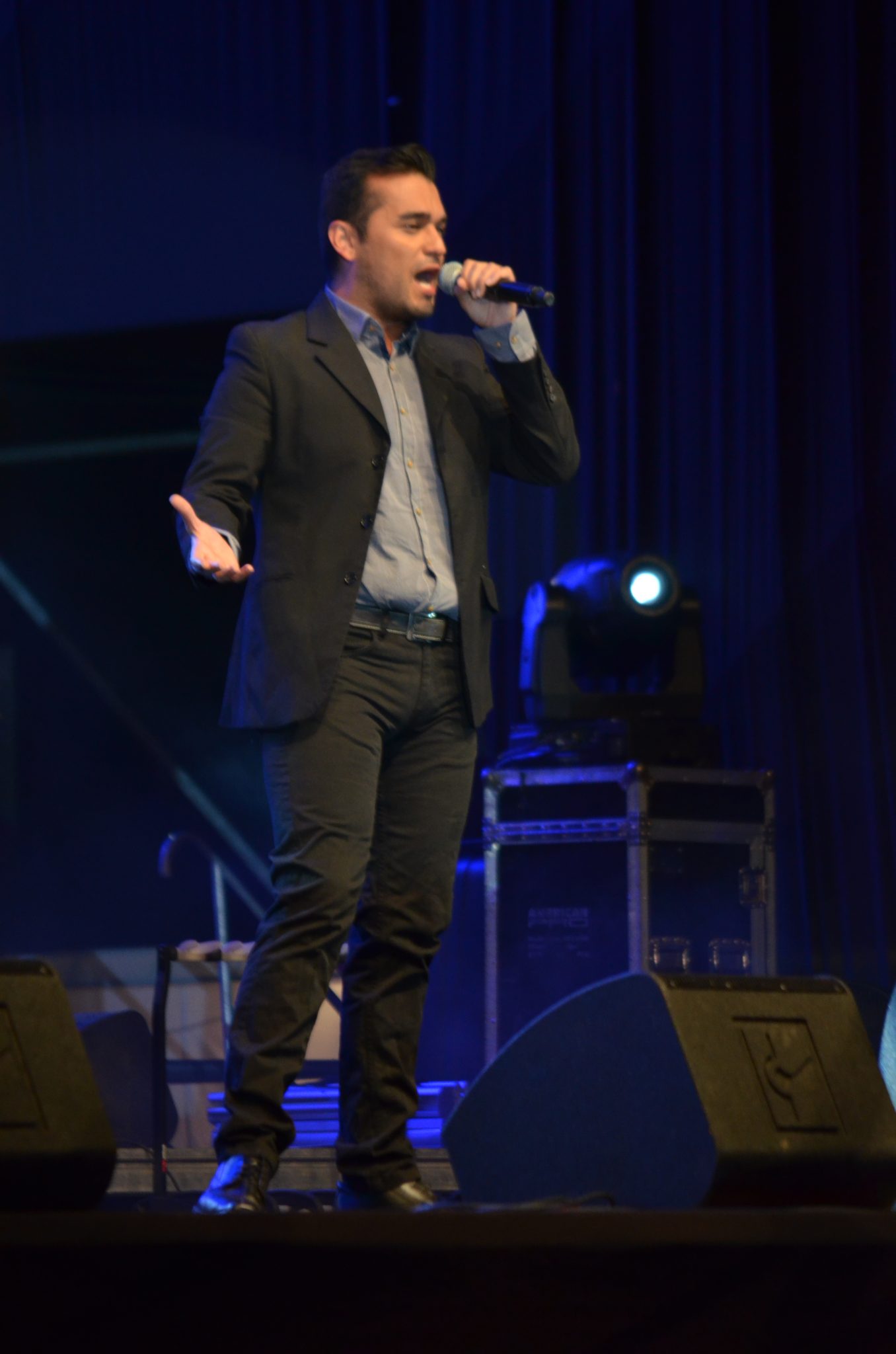 Con las competencias folklóricas e internacional comenzó la XVII versión del “Festival Concón un Canto al Mar”