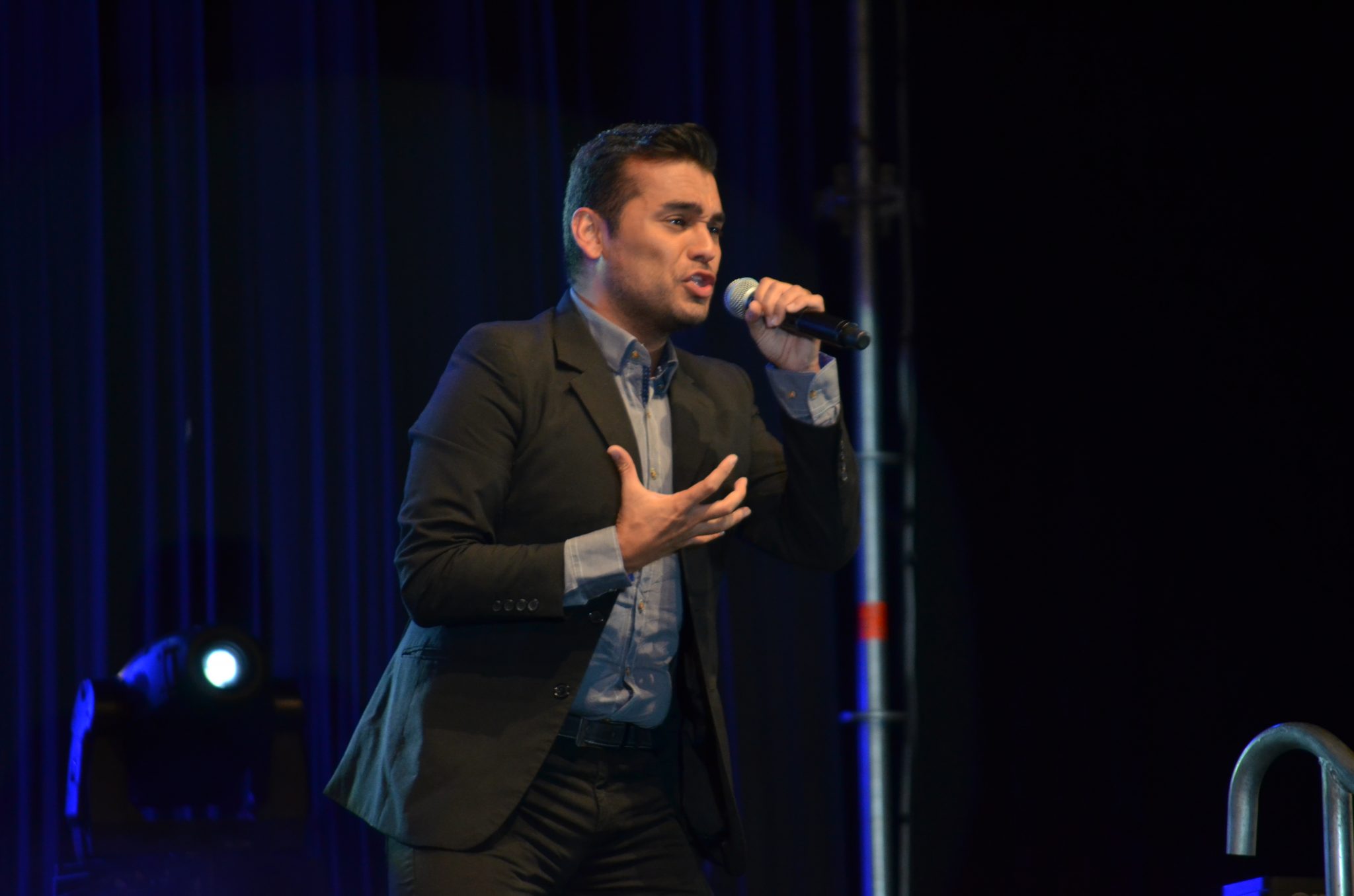 Con las competencias folklóricas e internacional comenzó la XVII versión del “Festival Concón un Canto al Mar”