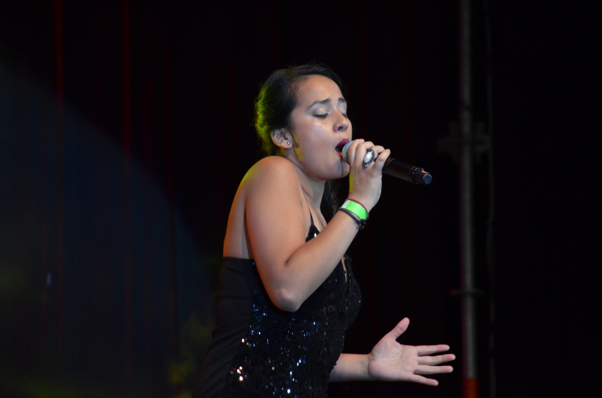 Con las competencias folklóricas e internacional comenzó la XVII versión del “Festival Concón un Canto al Mar”