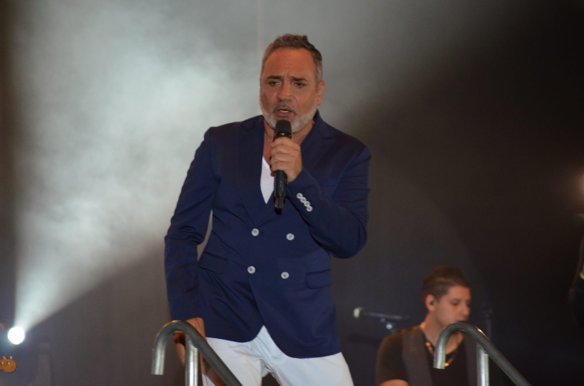 Luis Jara fue el plato fuerte de la primera noche de Concón un Canto al Mar