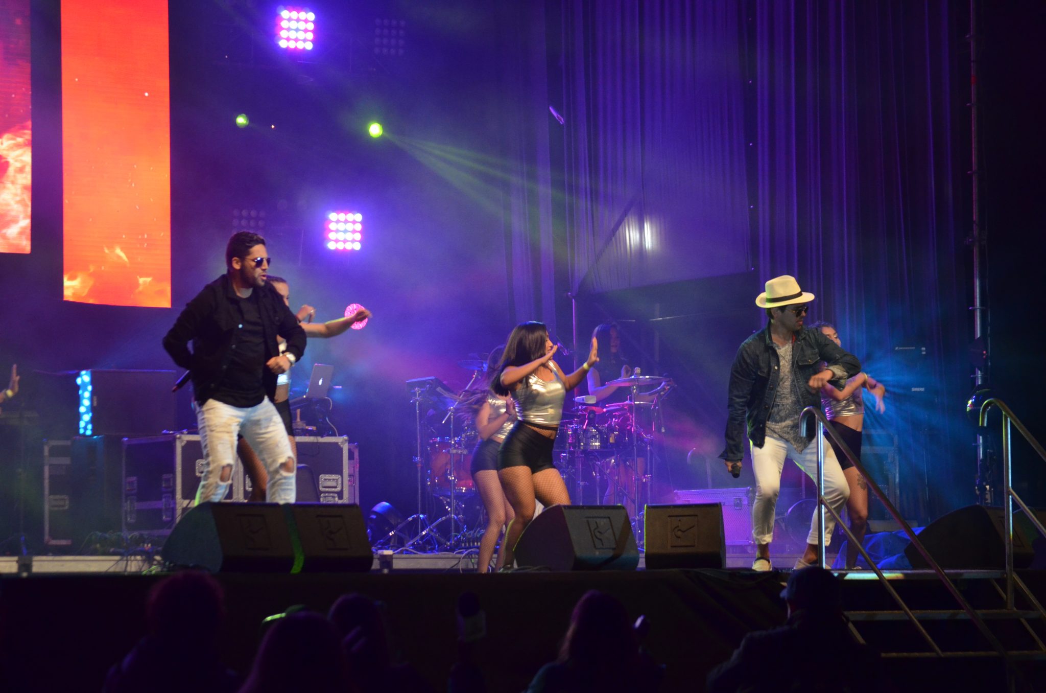 Esta noche se realizó la última noche del XVII festival de Concón un Canto al Mar con el humor de Mampoval y toda la fiesta de Andru y Noche de brujas