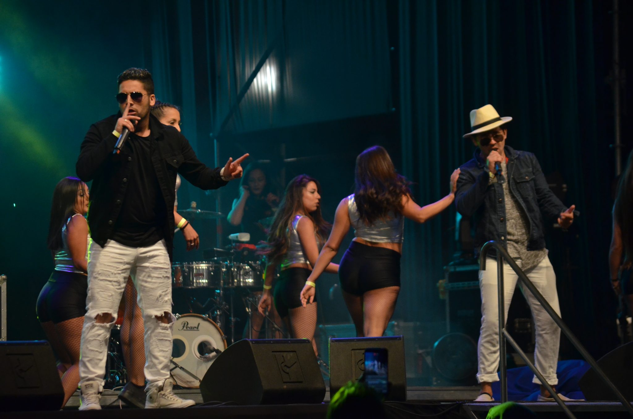 Esta noche se realizó la última noche del XVII festival de Concón un Canto al Mar con el humor de Mampoval y toda la fiesta de Andru y Noche de brujas