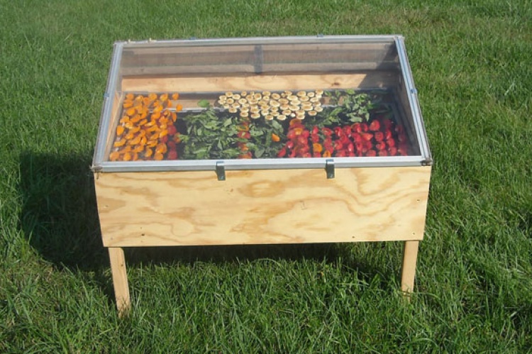 Vecinos de Quilpué y El Belloto podrán aprender a construir su propio Deshidratador Solar