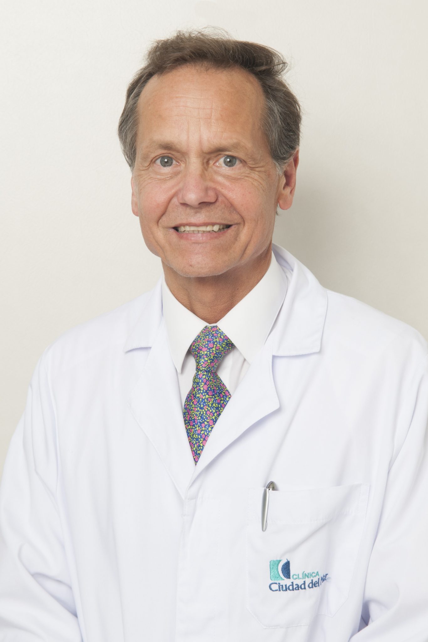 La mitad de los alumnos de primero medio tiene sobrepeso u obesidad en Chile