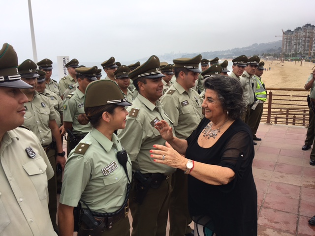 Alcaldesa de Viña del Mar destaca llegada de contingente de carabineros de recambio para Plan de Seguridad Estival