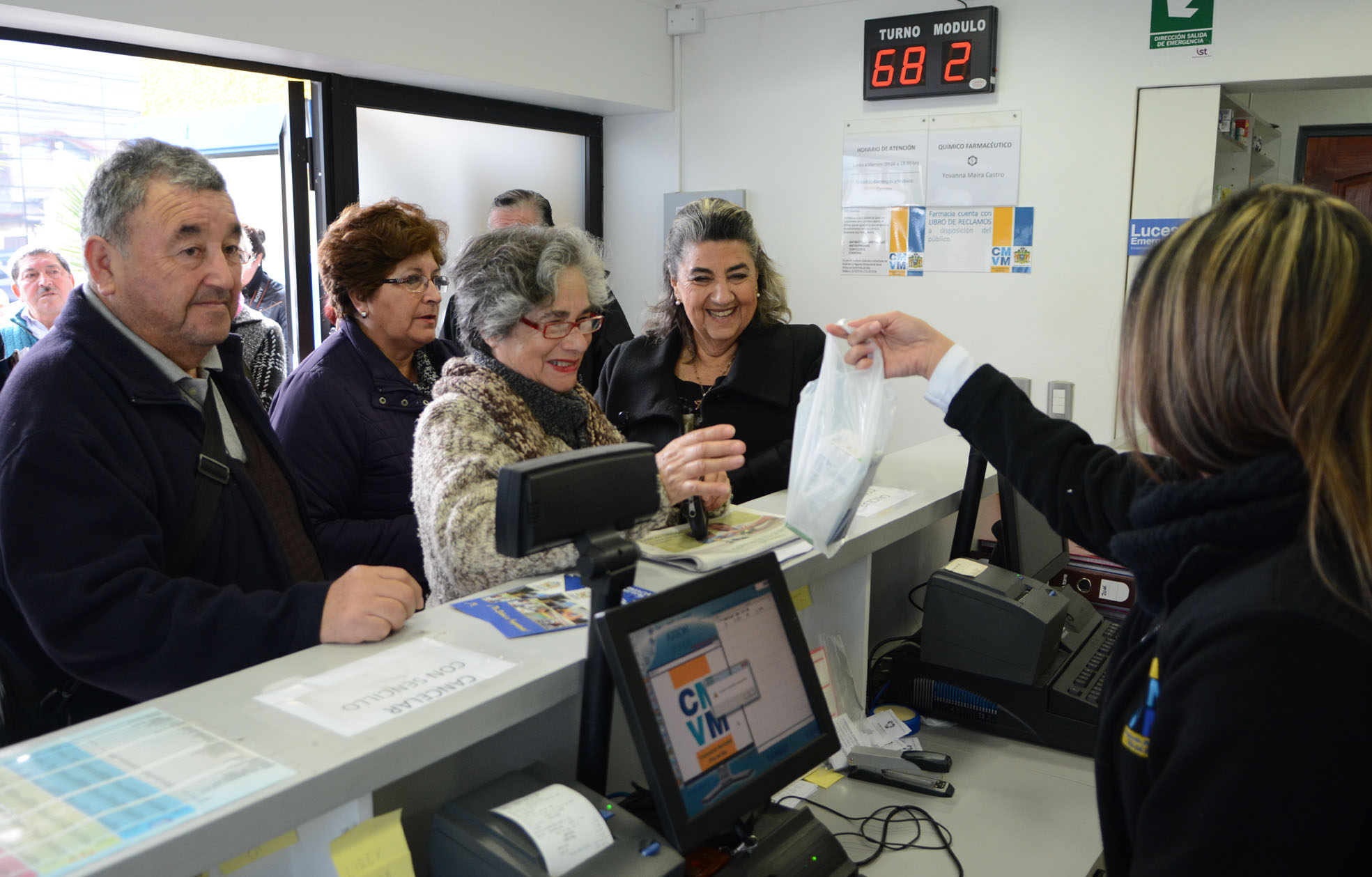 Farmacia comunal de Viña modernizó el proceso de atención para sus usuarios