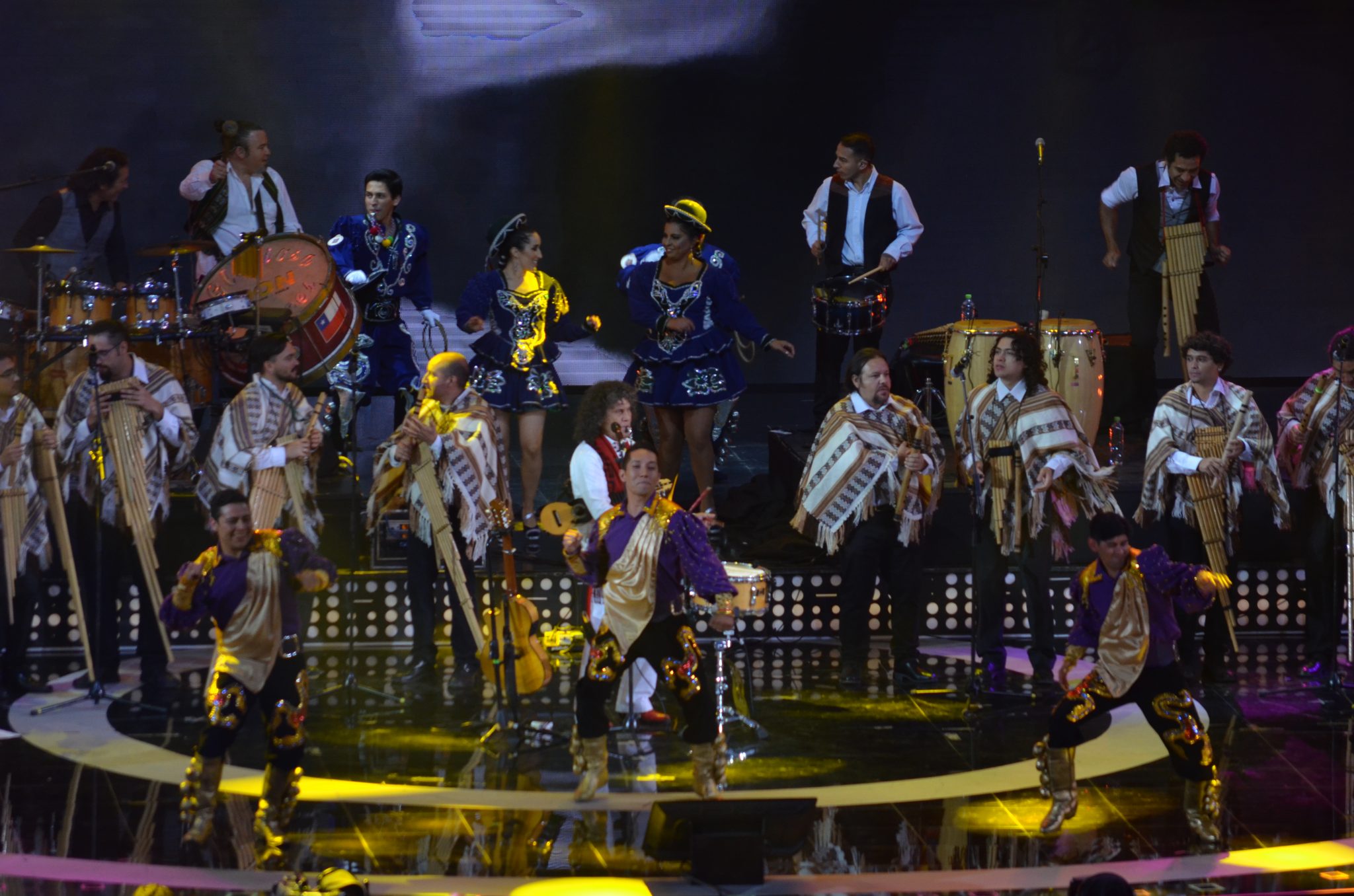 Illapu cerró la primera noche de la 59° versión del Festival de la Canción a las 3:20 am.